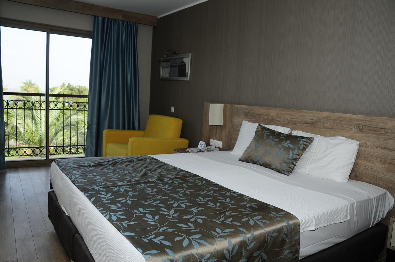 Lucida Beach Hotel Çamyuva Extérieur photo