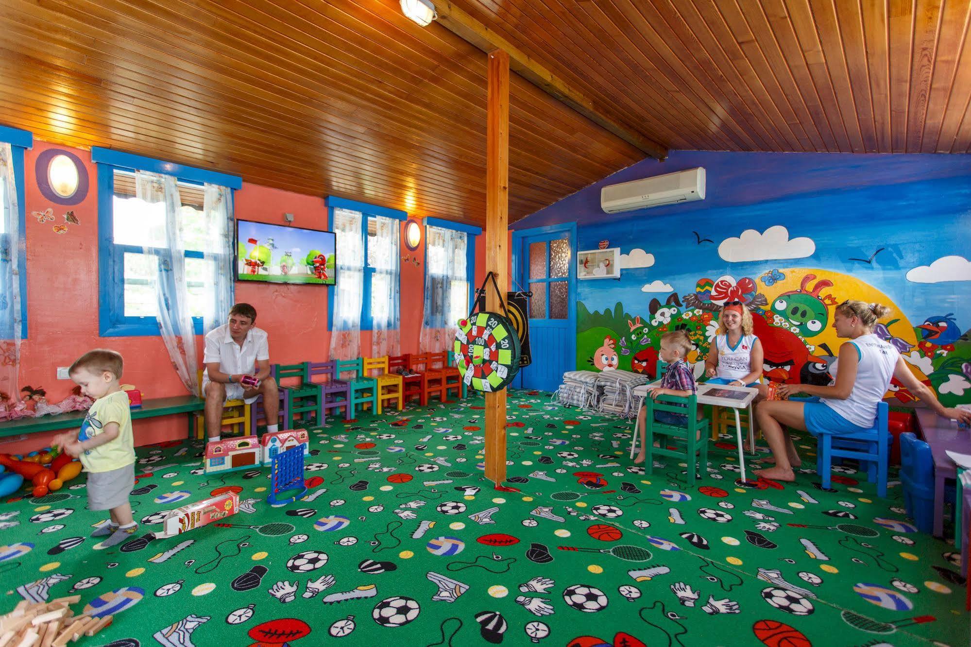 Lucida Beach Hotel Çamyuva Extérieur photo